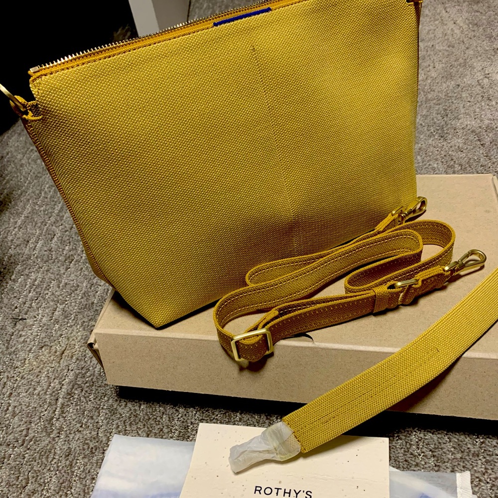 Rothy’s The Daily Crossbody. Golden Wheat. New!
